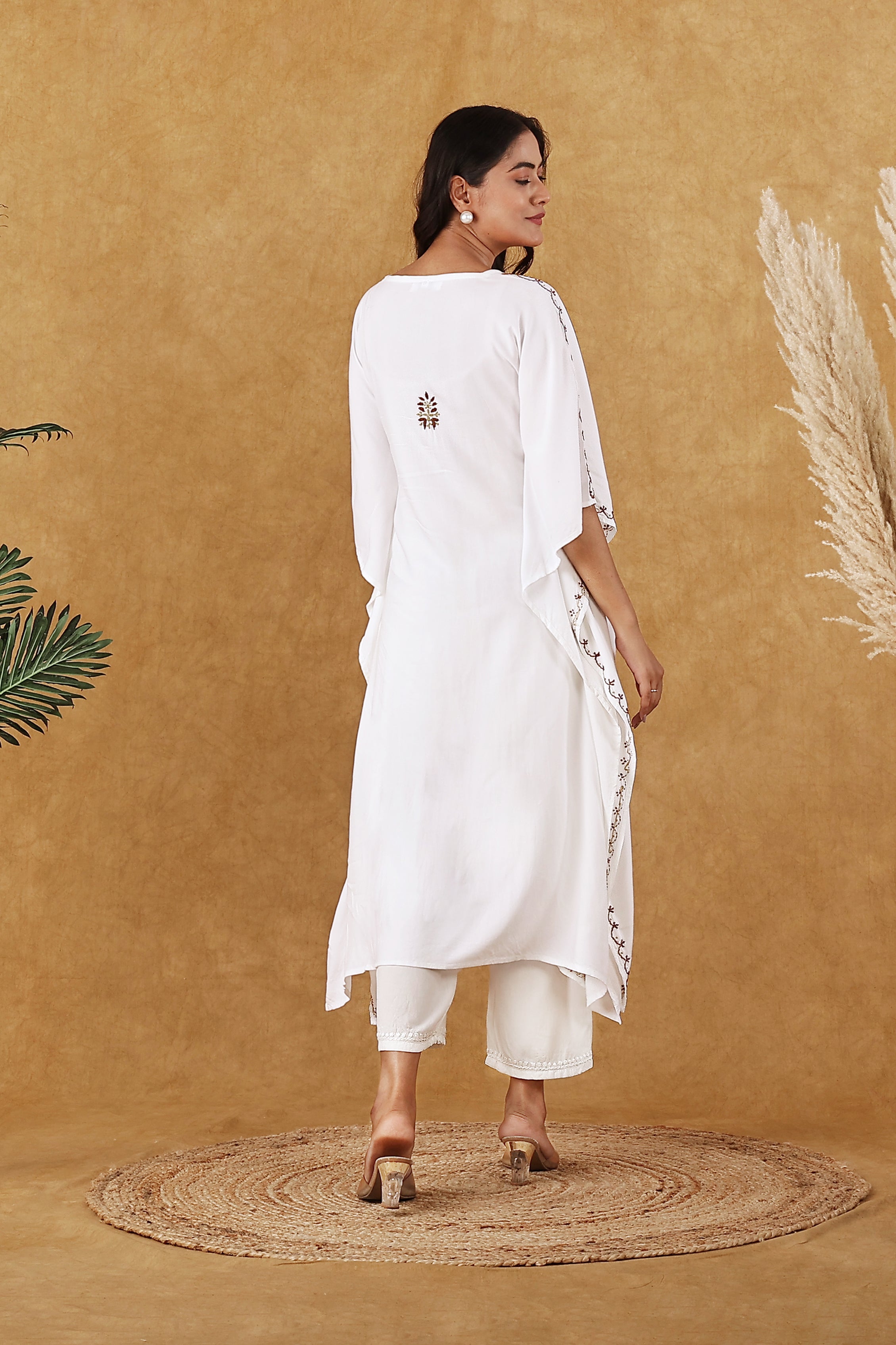 White & Mocha Brown Kaftan